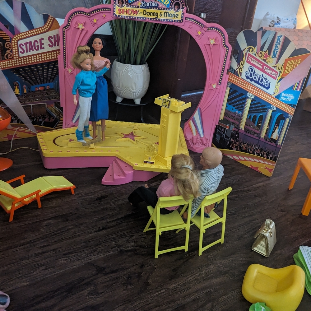 Barbie Superstar Stage - Picture 6 of 14